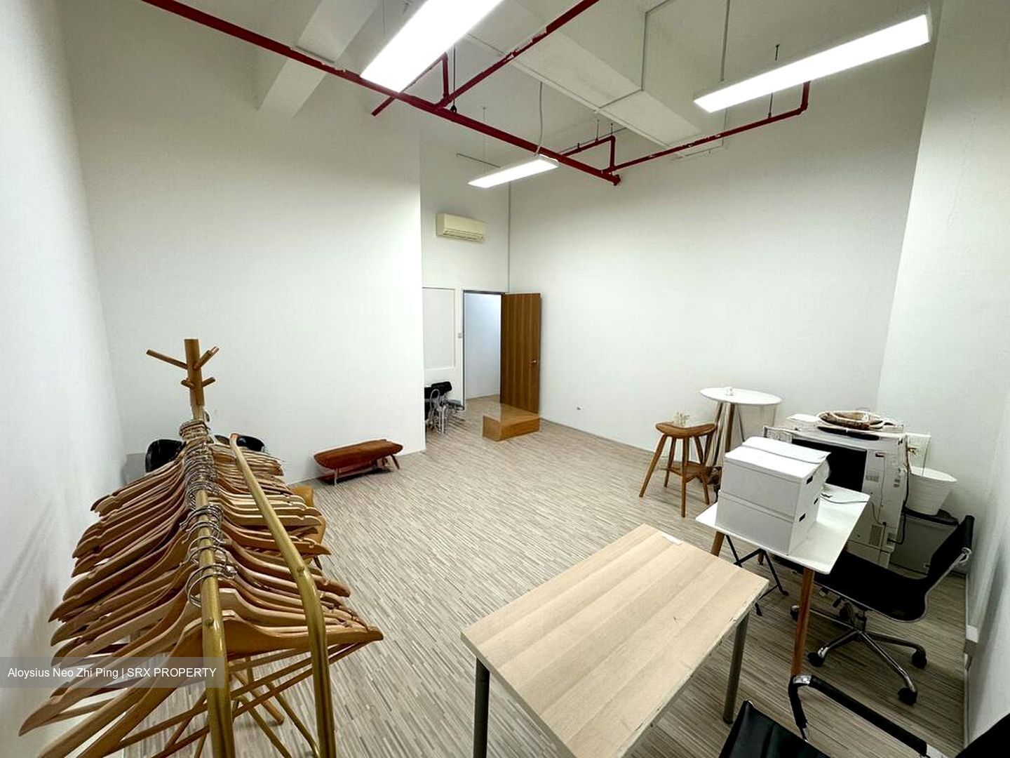 A'posh Bizhub (D27), Factory #511744251